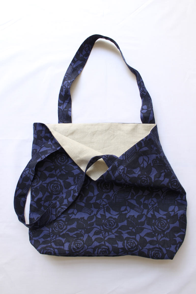 かたかけトートバック薔薇と鳩 夜